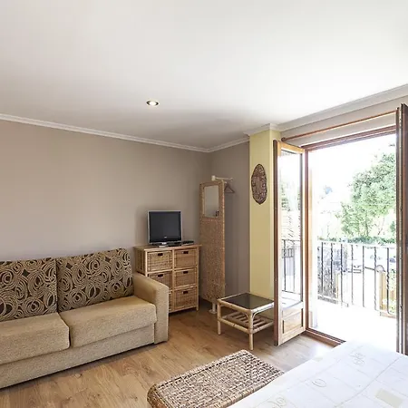 Y El Cafetal فيلة *