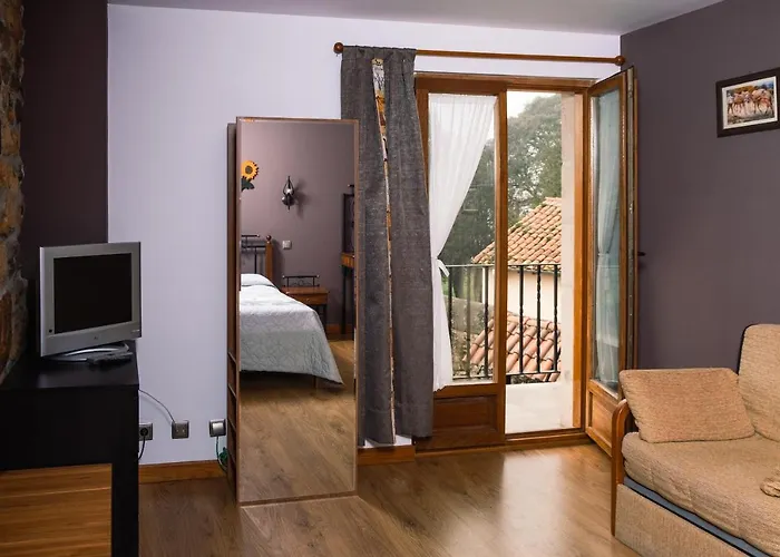 Y El Cafetal Villa *