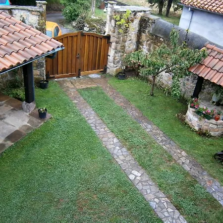 Y El Cafetal Villa