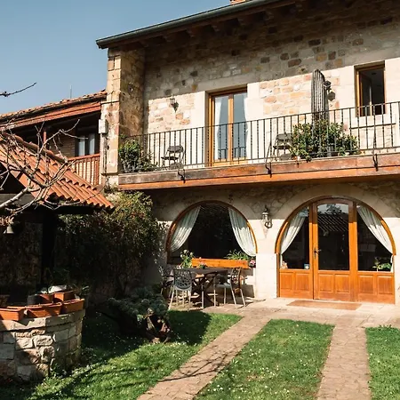 Y El Cafetal Villa *