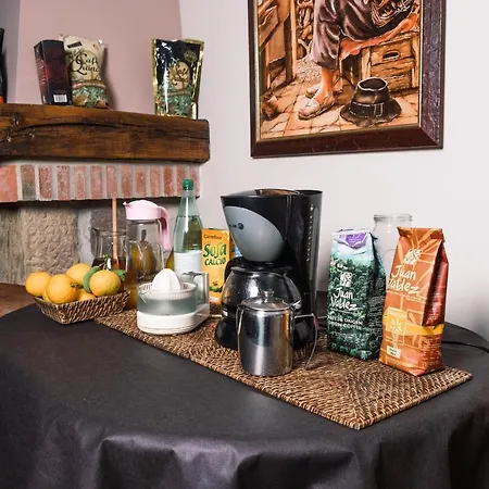 Y El Cafetal Villa